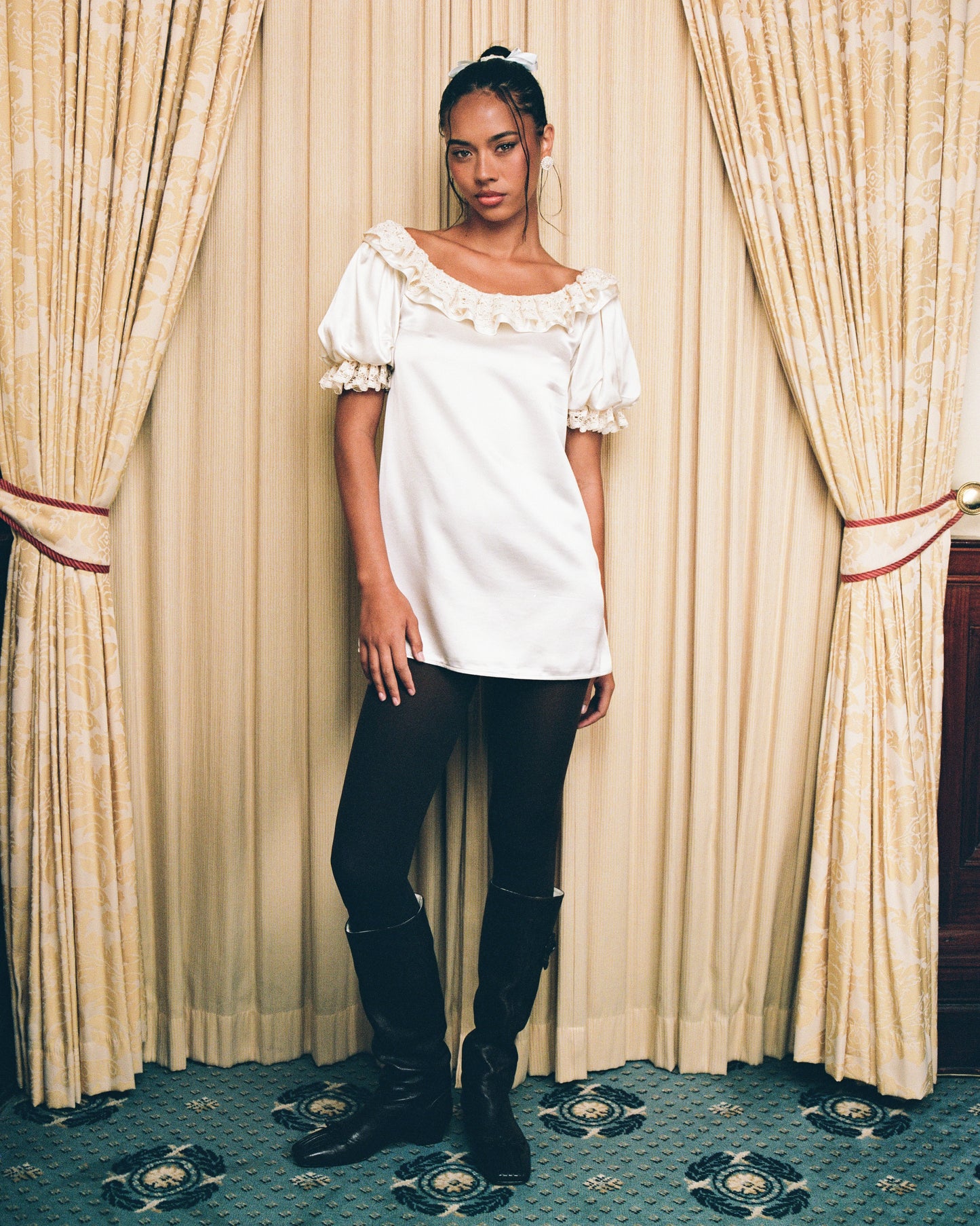 Lace Layer Soirée Dress - Frost