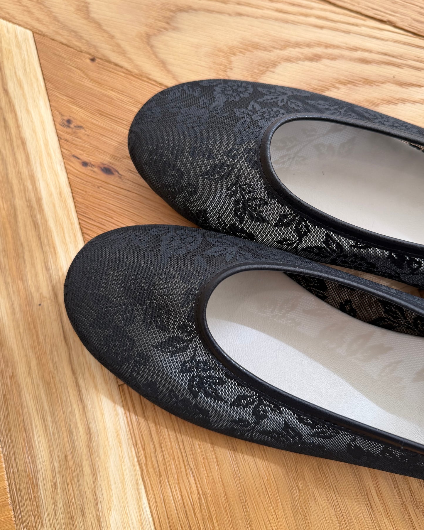 Lace Flats - Black